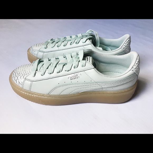 puma platform tennis shoes